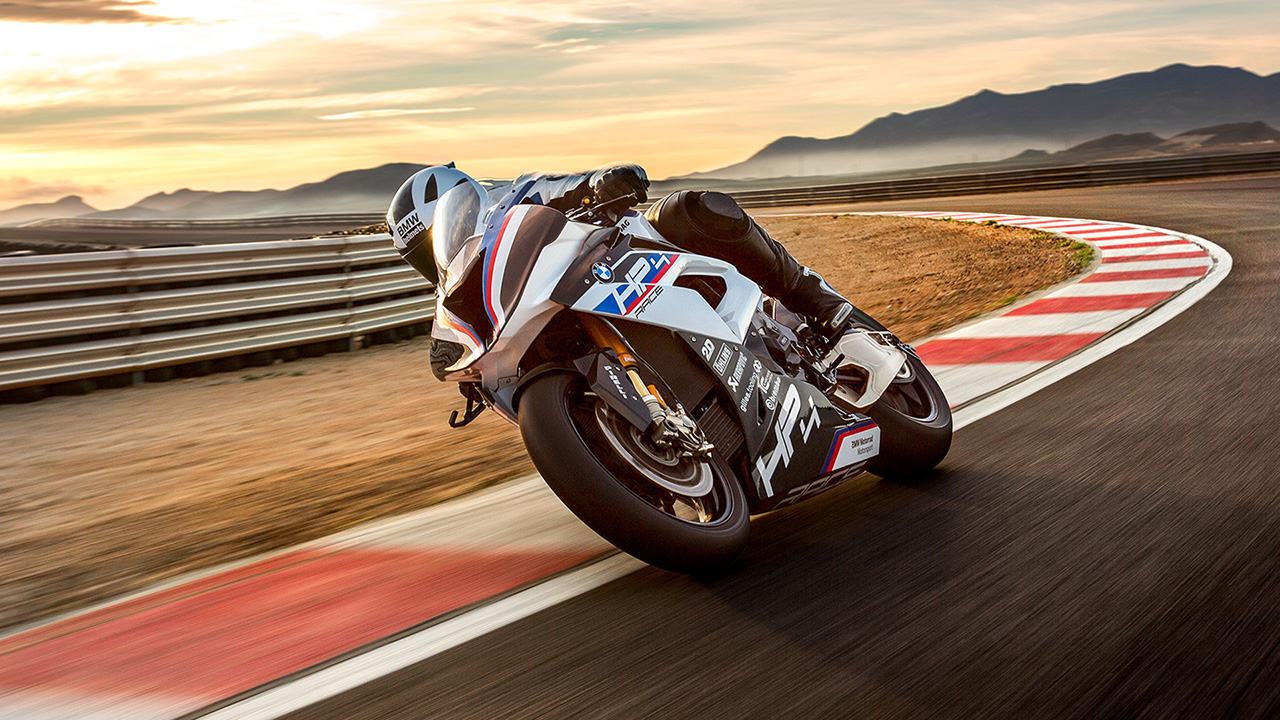 hp4 race bmwモーターサイクル正規ディーラー datz