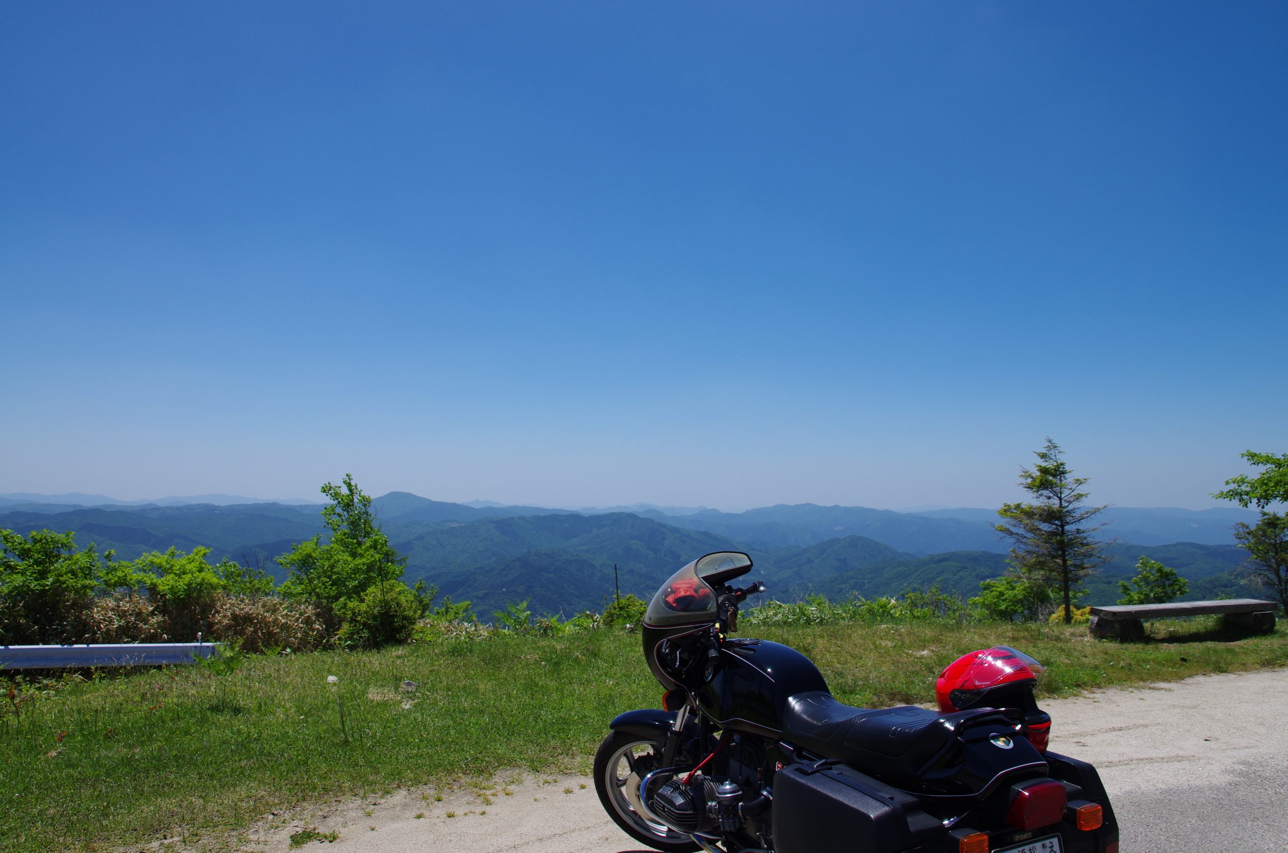 Guenter Datz 高嶺展望台 - BMWモーターサイクル正規ディーラー DATZ